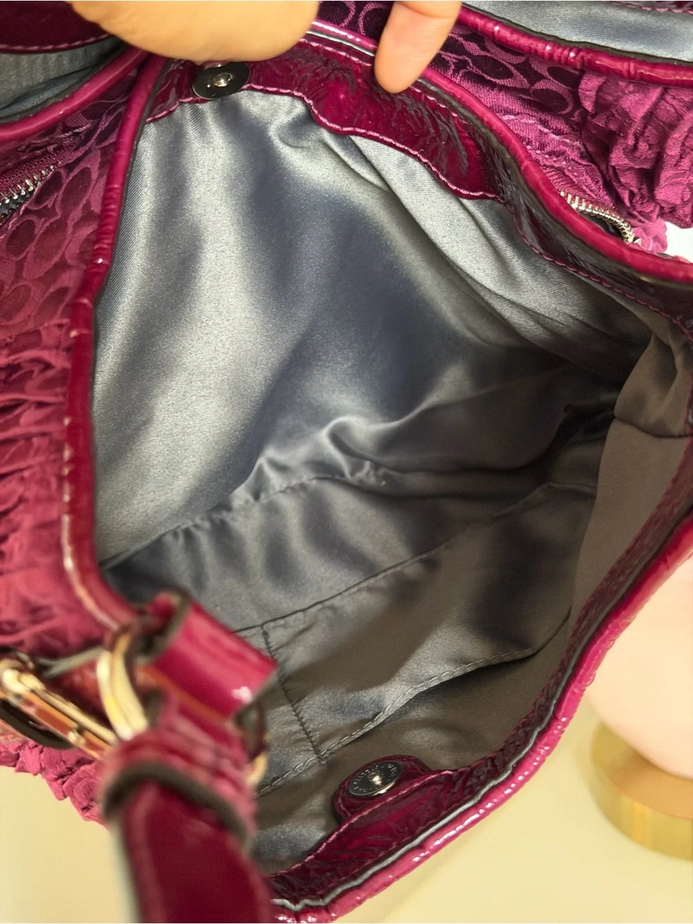 2000’s Vintage Madison Maggie pleated berry coach bag